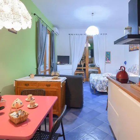 Stunning In With Wifi Apartment