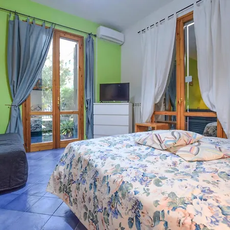 Apartament Stunning In With Wifi Viareggio